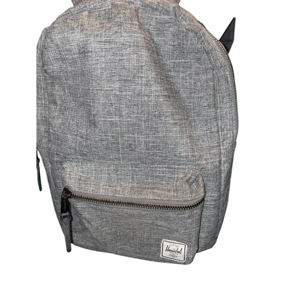Herschel Classic Backpack , Gray Crosshatch, Preowned - Picture 3 of 6